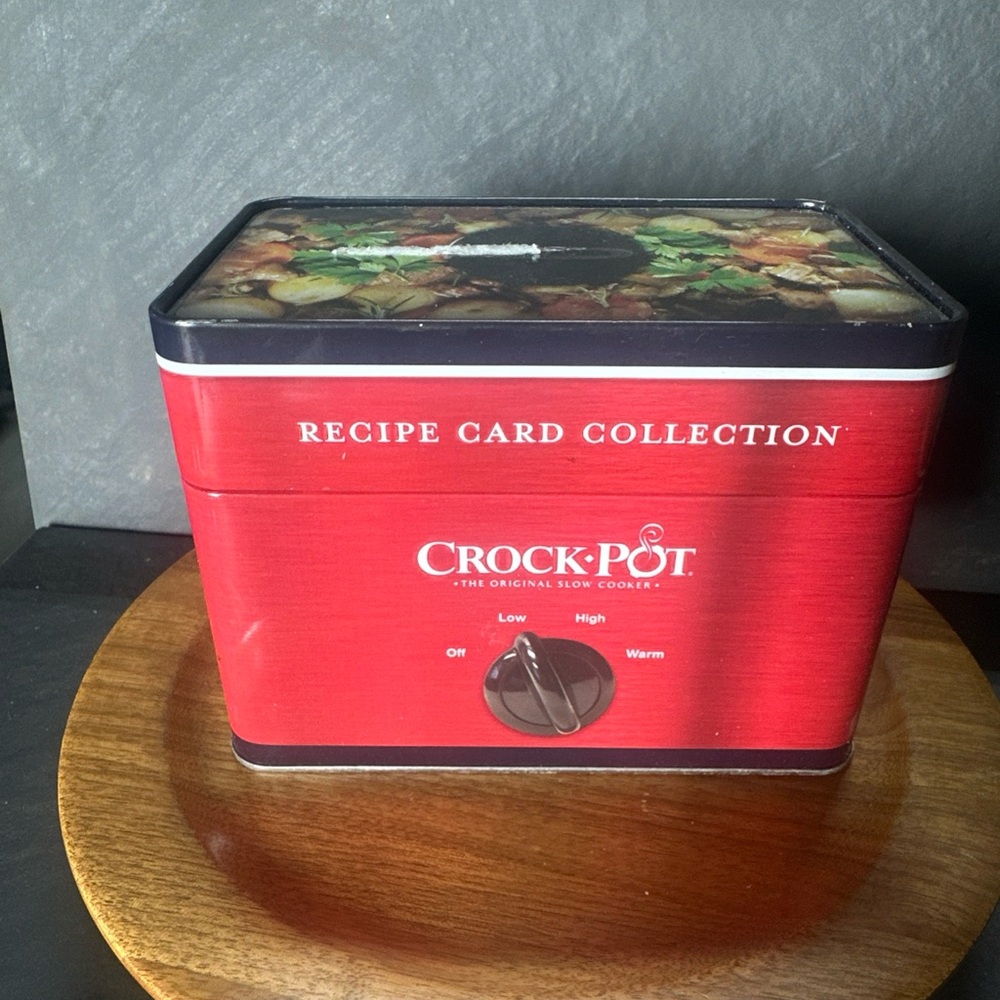 Crockpot Recipe Card Collection Box collectable .